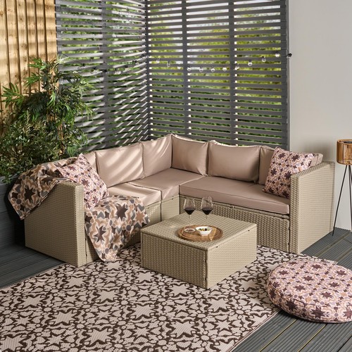 Ohs tuscany garden - garden, sofa